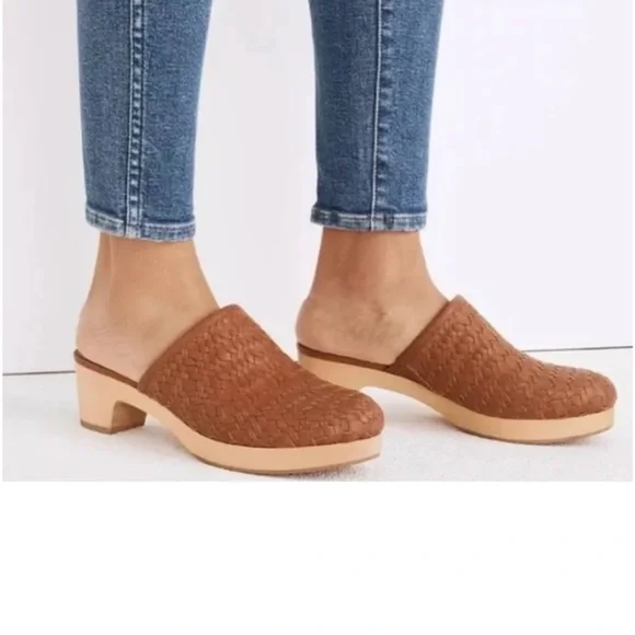 Madewell Tan Woven Mules - Picture 2 of 8